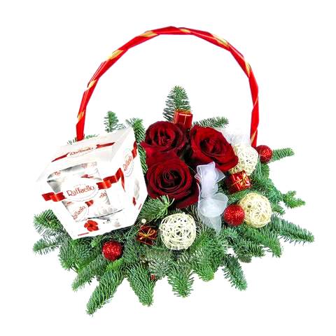 Рождественский подарок красные розы с конфетами